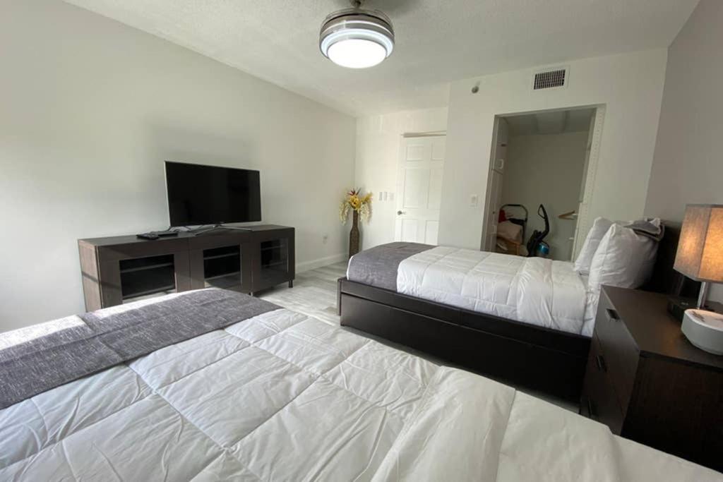 Yacht Club At Aventura 2 Bed 2 Bath Luxurius Cozy Brand New 2020 Apartment Bagian luar foto